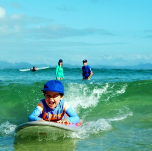 surf lessons byron bay australia